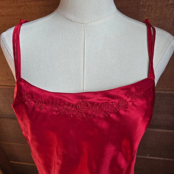 Inner Most Vintage 90s Satin Cami M Red Embroidered Whimsigoth Fairy Coquette - Picture 3 of 9